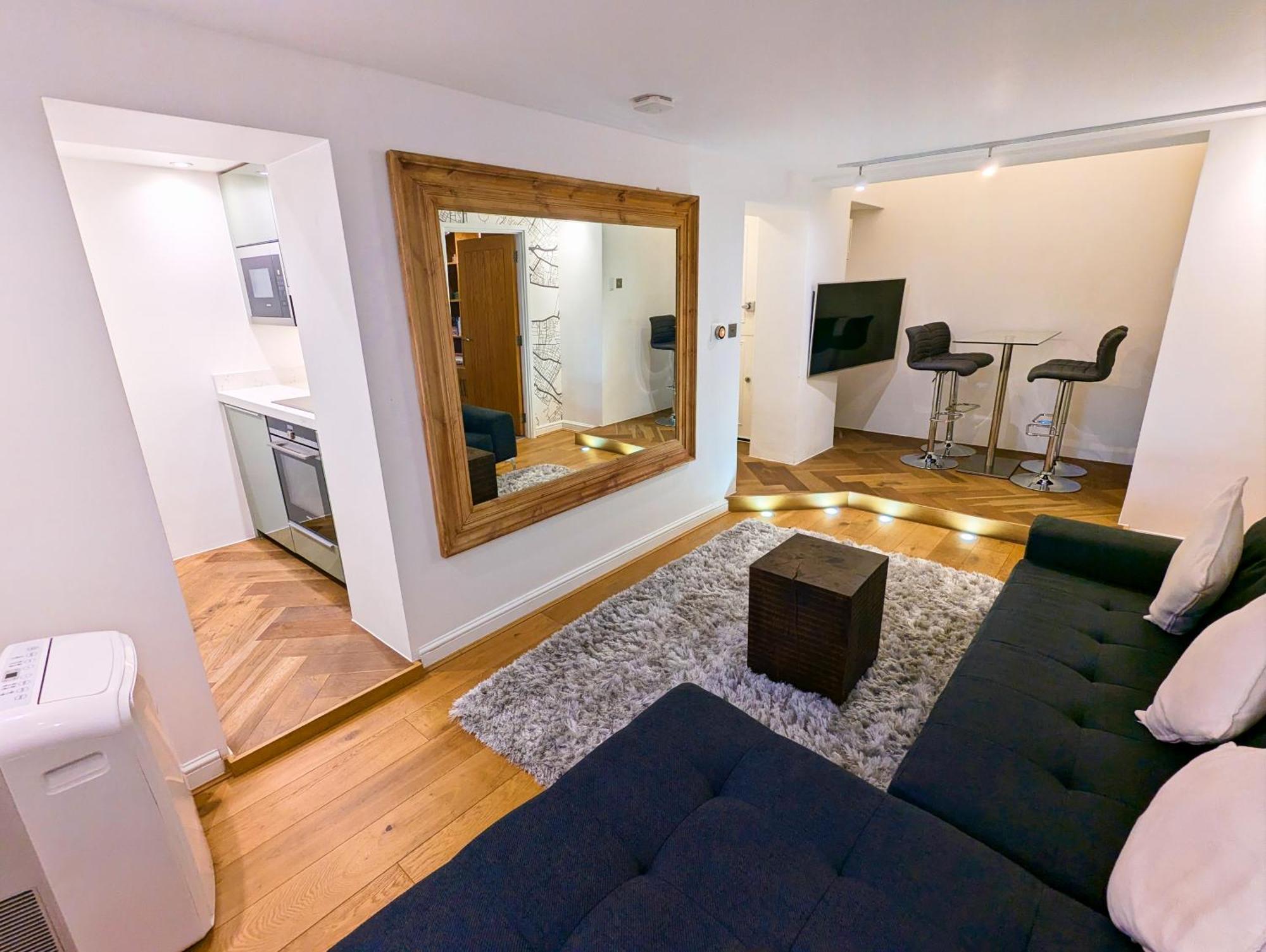 Modern 1 Bedroom Apartment In Kensington ลอนดอน ภายนอก รูปภาพ
